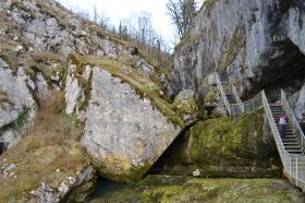 Randonnée pédestre aux Pertes de l'Ain
